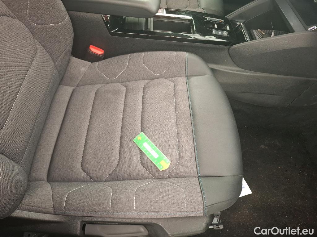  Citroen  C4 CITROEN  X / 2022 / 4P / Berline PureTech 130 S&S EAT8 Feel Pack #21