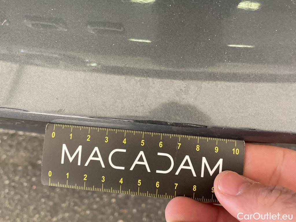  Volkswagen  T-ROC VOLKSWAGEN  / 2017 / 5P / SUV 1.5 TSI 150 EVO LOUNGE BUSINESS DSG7 #28