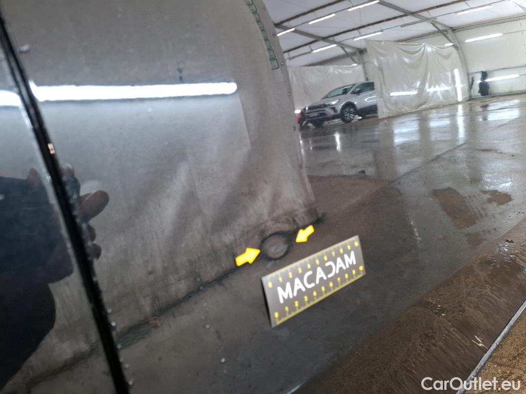  Mercedes  A-Klasse MERCEDES-BENZ Classe A Compact / 2018 / 5P / Berline A 180 d Business Line #9