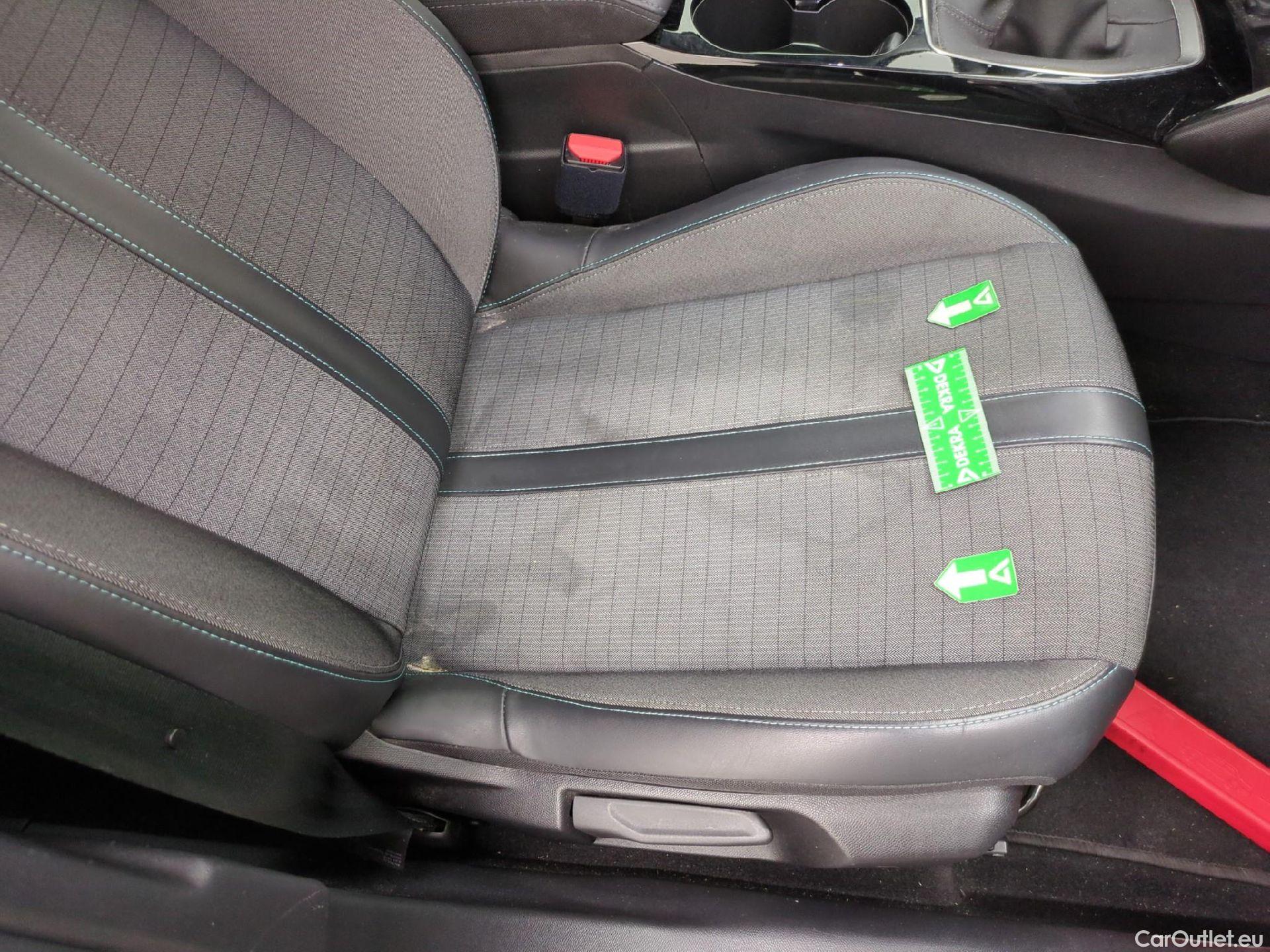  Peugeot  2008  Allure Pack 1.5 HDi 110CV BVM6 E6d #8