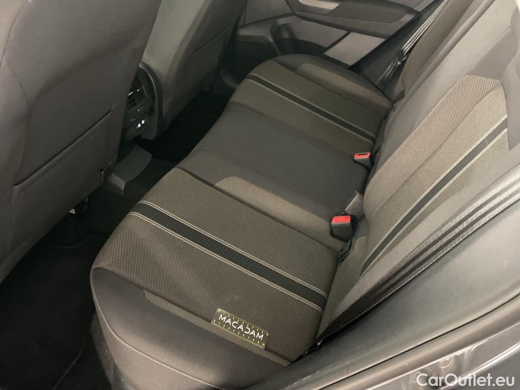  Volkswagen  T-ROC VOLKSWAGEN  / 2017 / 5P / SUV 1.5 TSI 150 EVO LOUNGE BUSINESS DSG7 #57