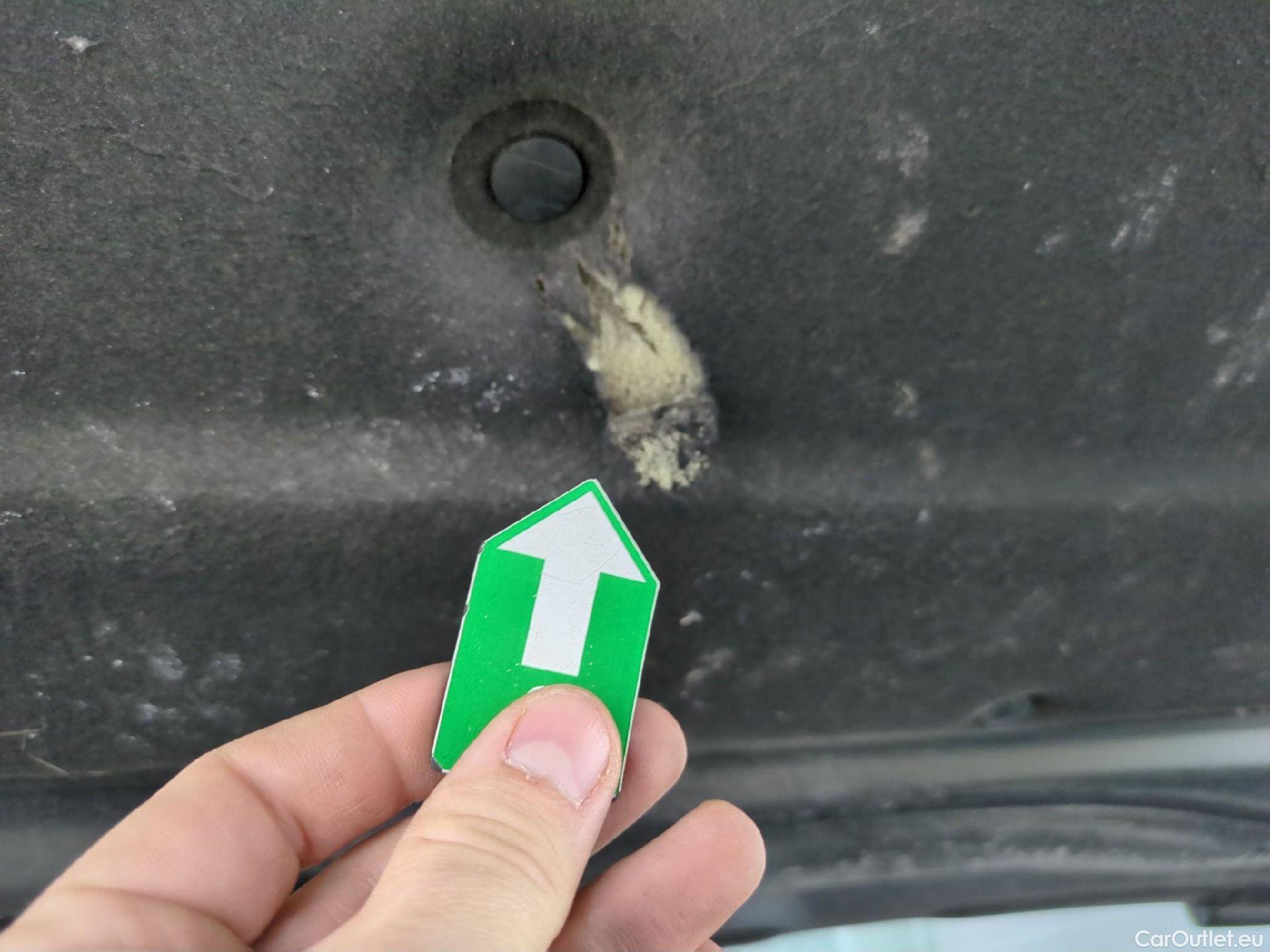  Peugeot  2008  Allure Pack 1.5 HDi 110CV BVM6 E6d #4