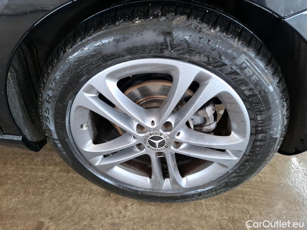  Mercedes  A-Klasse MERCEDES-BENZ Classe A Compact / 2018 / 5P / Berline A 180 d Business Line #10