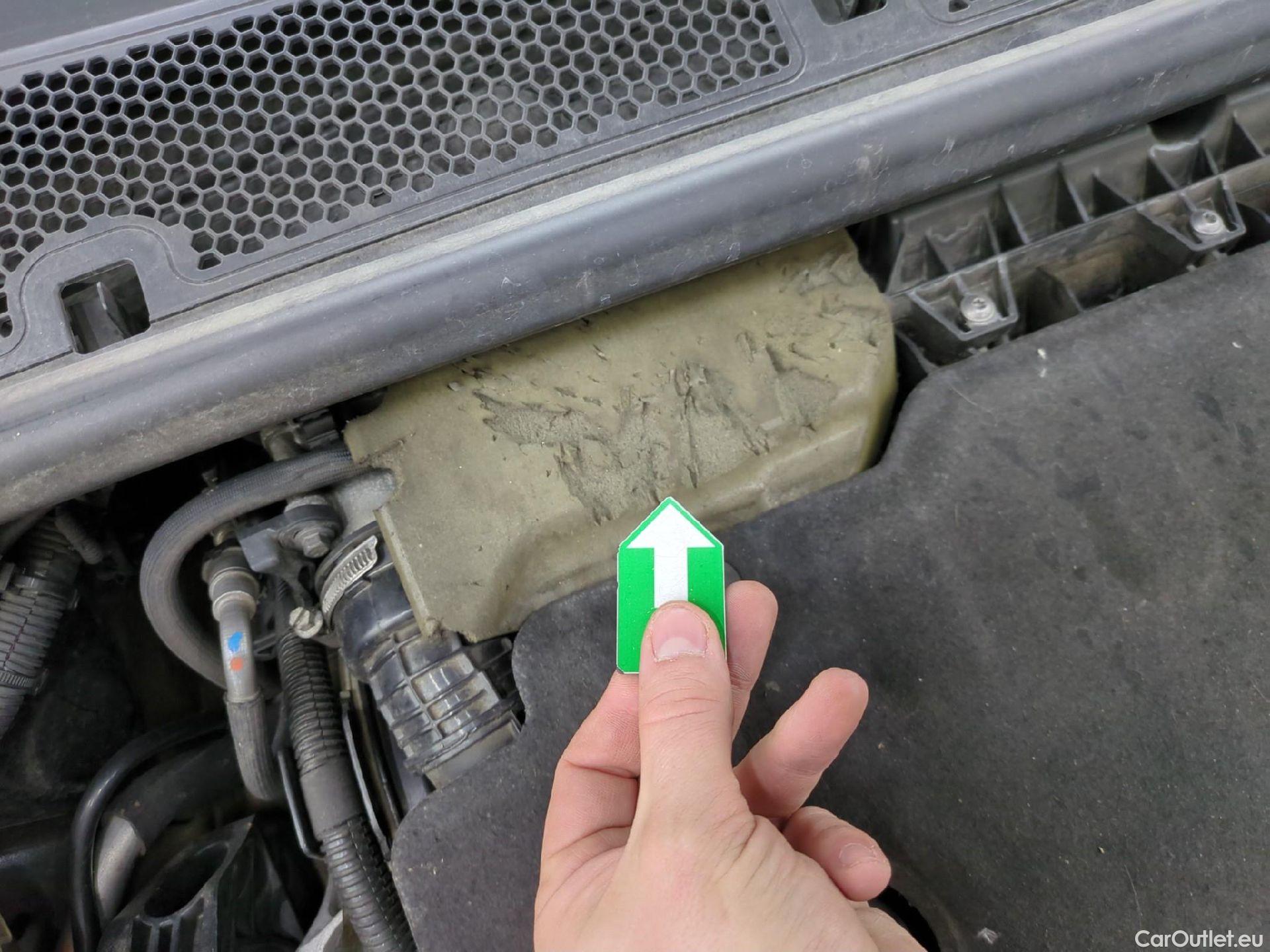  Peugeot  2008  Allure Pack 1.5 HDi 110CV BVM6 E6d #5