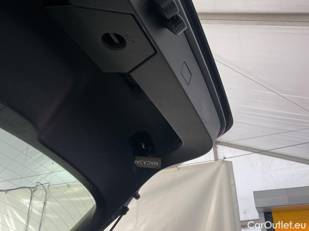  Volkswagen  T-ROC VOLKSWAGEN  / 2017 / 5P / SUV 1.5 TSI 150 EVO LOUNGE BUSINESS DSG7 #30