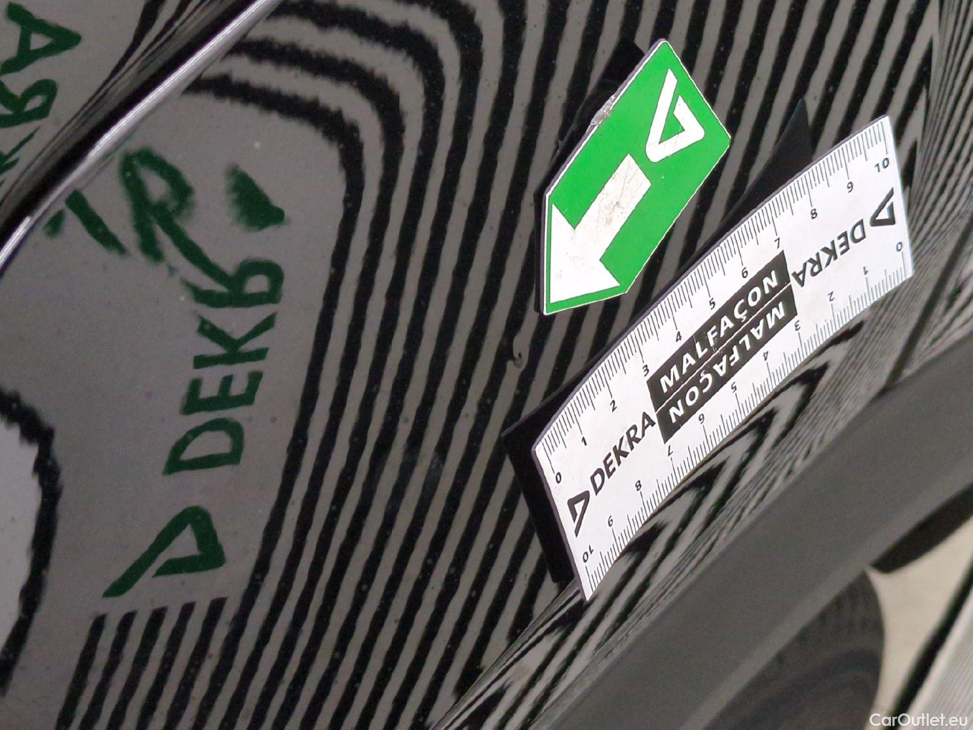  Peugeot  2008  Allure Pack 1.5 HDi 110CV BVM6 E6d #55