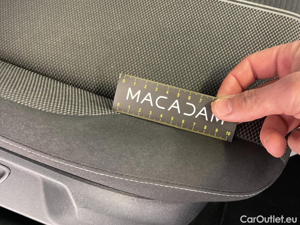  Volkswagen  T-ROC VOLKSWAGEN  / 2017 / 5P / SUV 1.5 TSI 150 EVO LOUNGE BUSINESS DSG7 #63