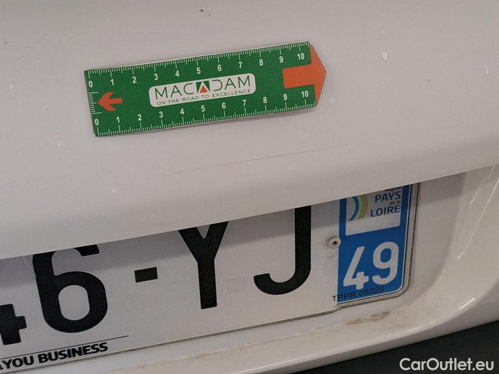  Citroen  C3 CITROEN  / 2020 / 5P / Berline PureTech 83 S&S BVM Feel Pack #26