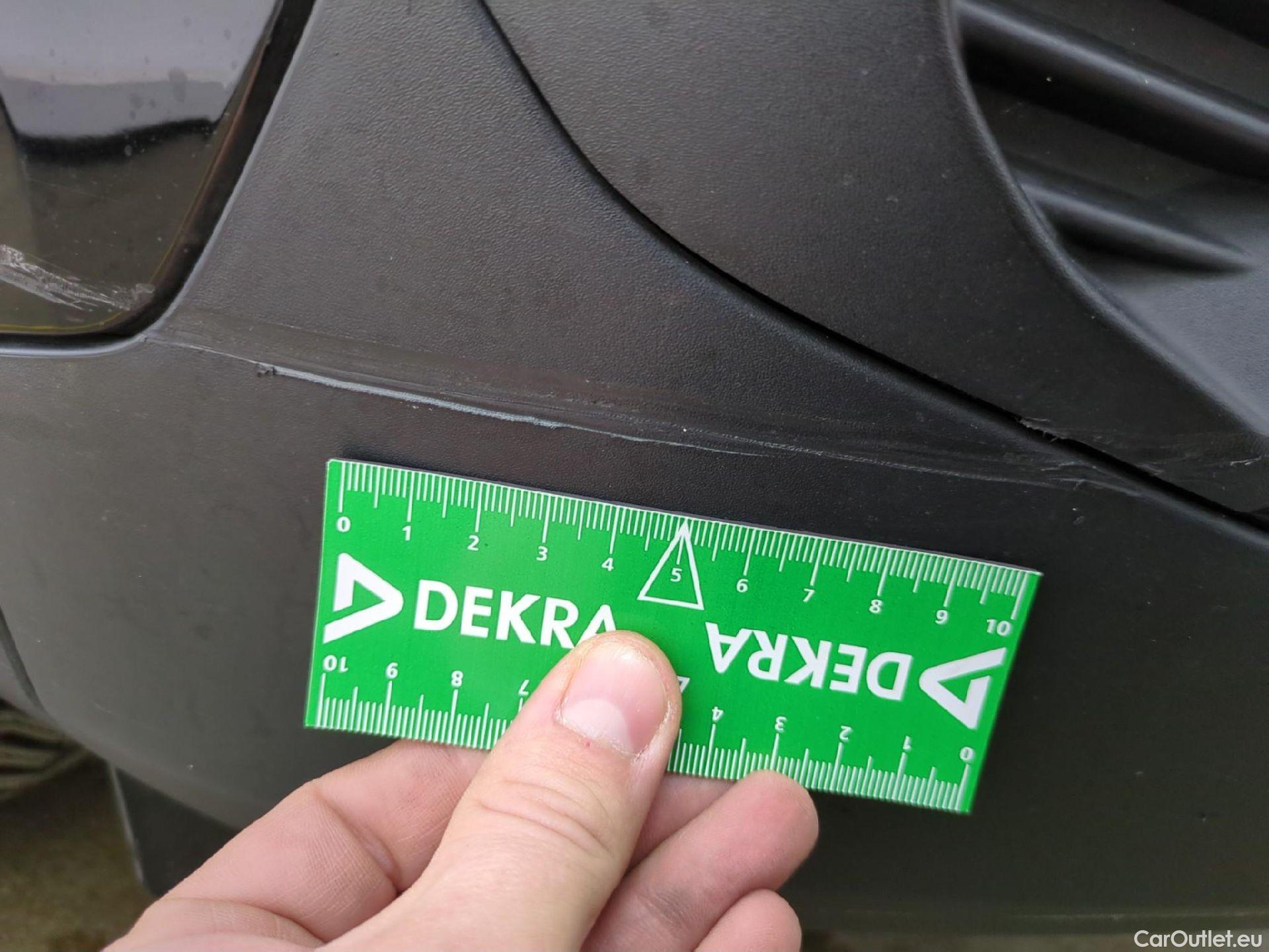  Peugeot  2008  Allure Pack 1.5 HDi 110CV BVM6 E6d #44