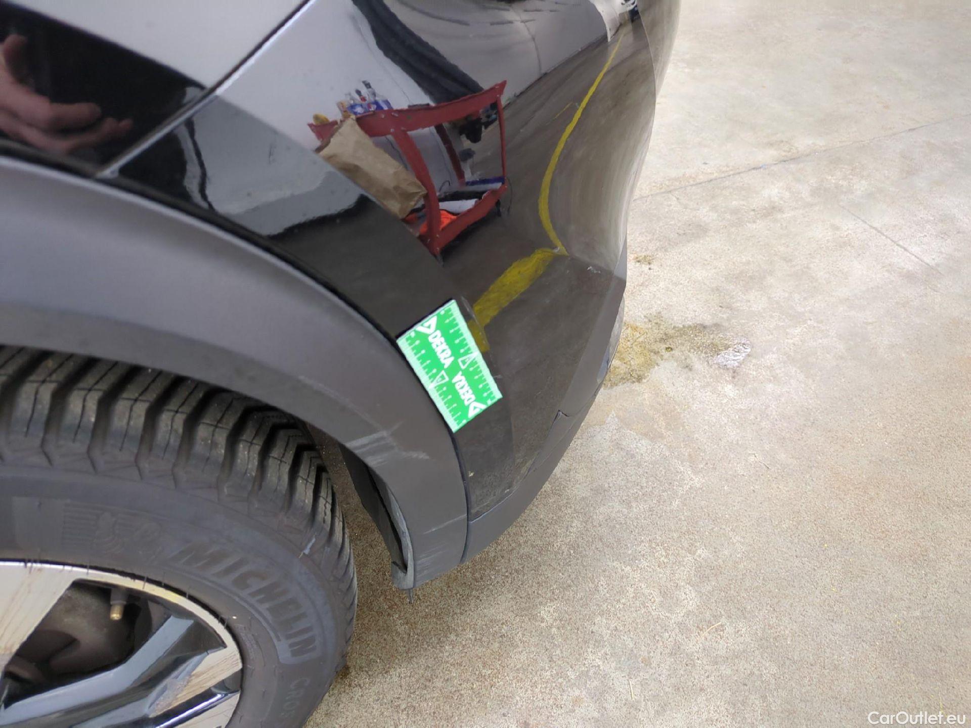  Peugeot  2008  Allure Pack 1.5 HDi 110CV BVM6 E6d #38