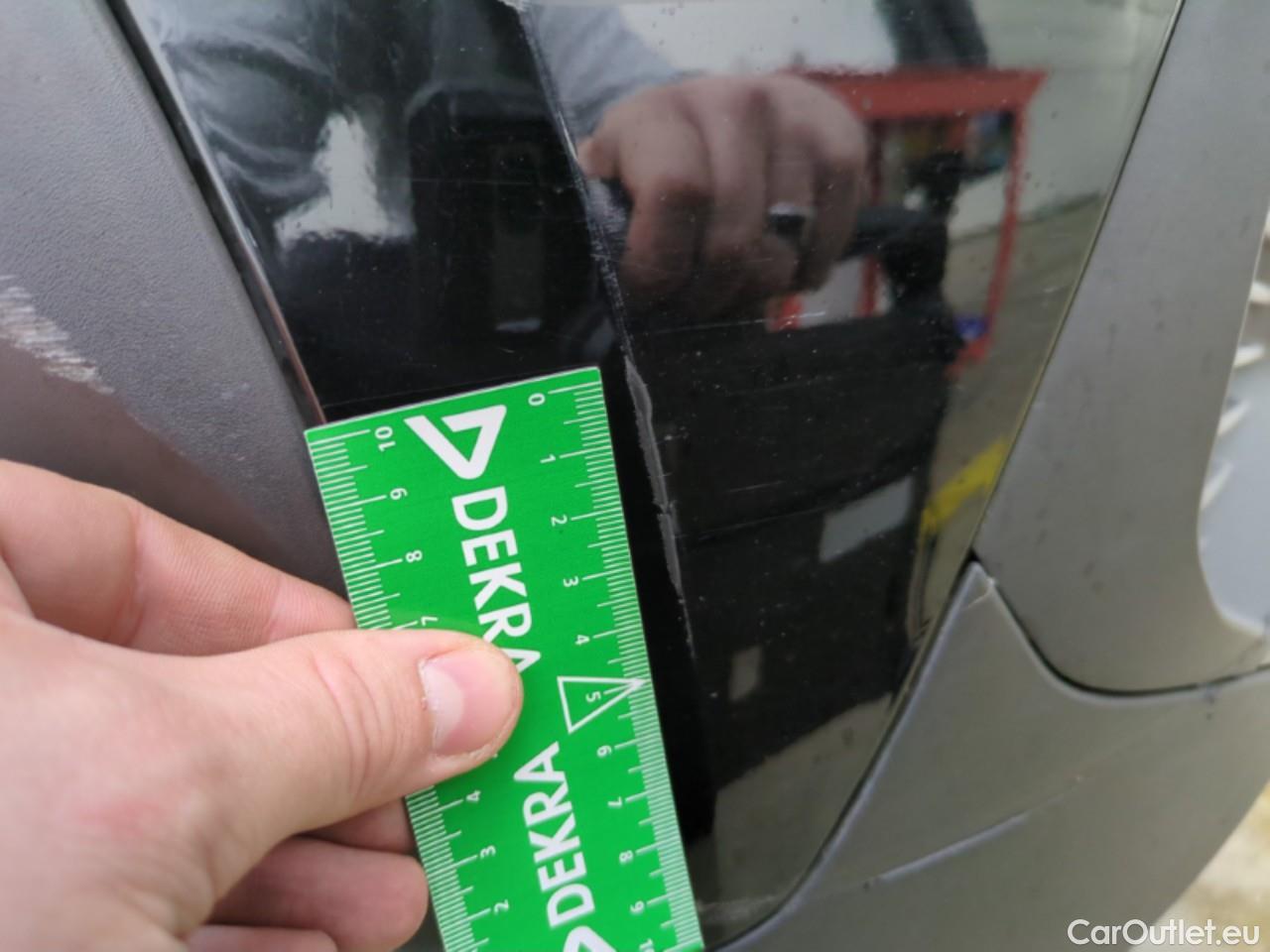  Peugeot  2008  Allure Pack 1.5 HDi 110CV BVM6 E6d #41