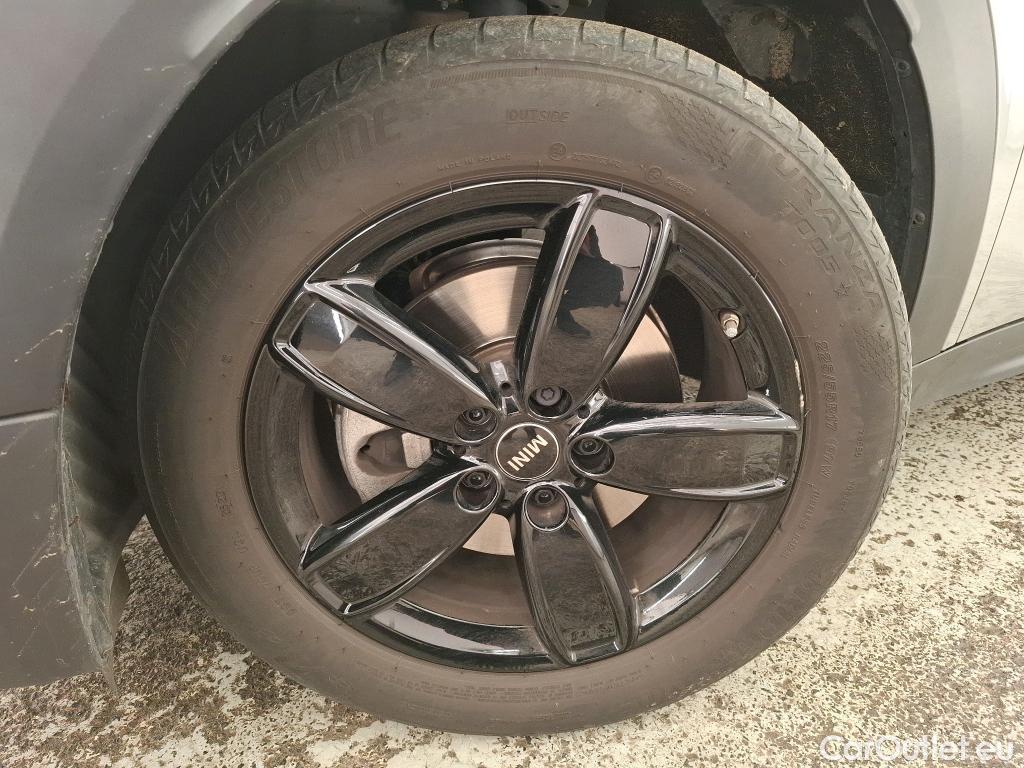  Mini  Countryman MINI  / 2020 / 5P / Crossover Cooper Essential 136 ch BVA7 #16