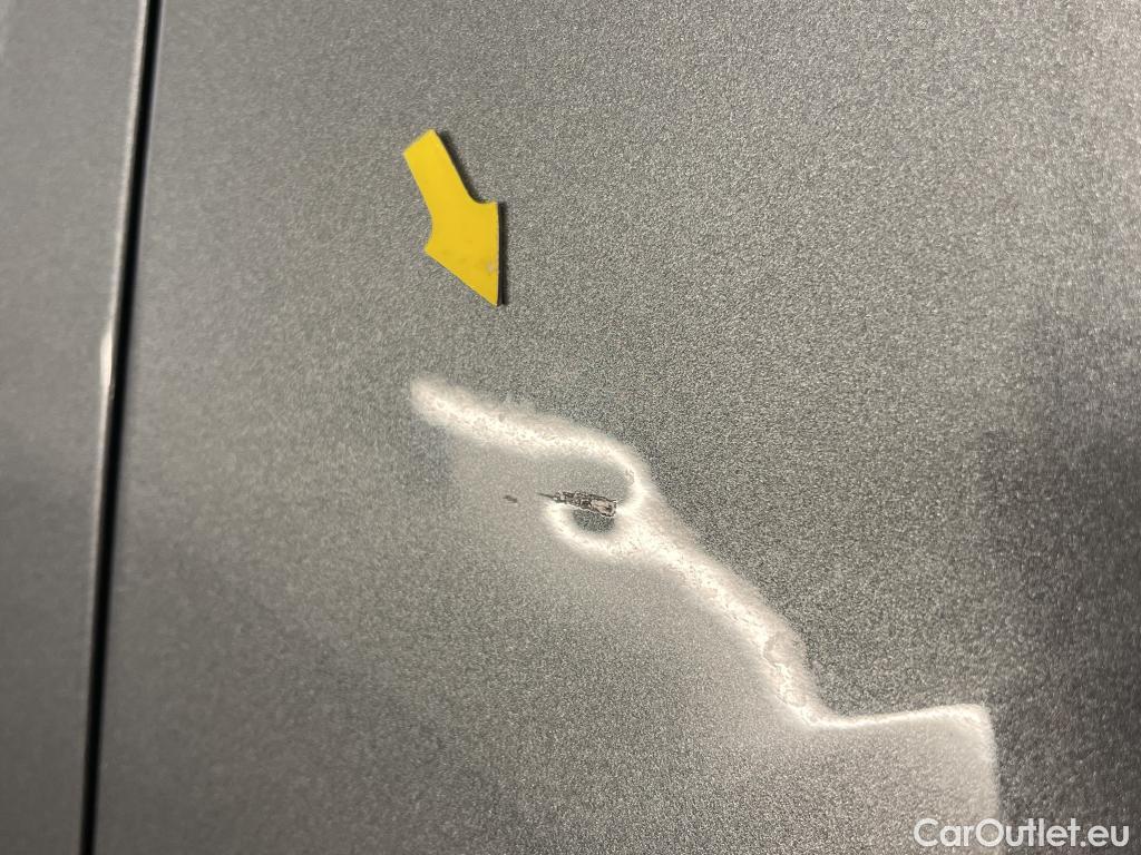  Volkswagen  T-ROC VOLKSWAGEN  / 2017 / 5P / SUV 1.5 TSI 150 EVO LOUNGE BUSINESS DSG7 #9