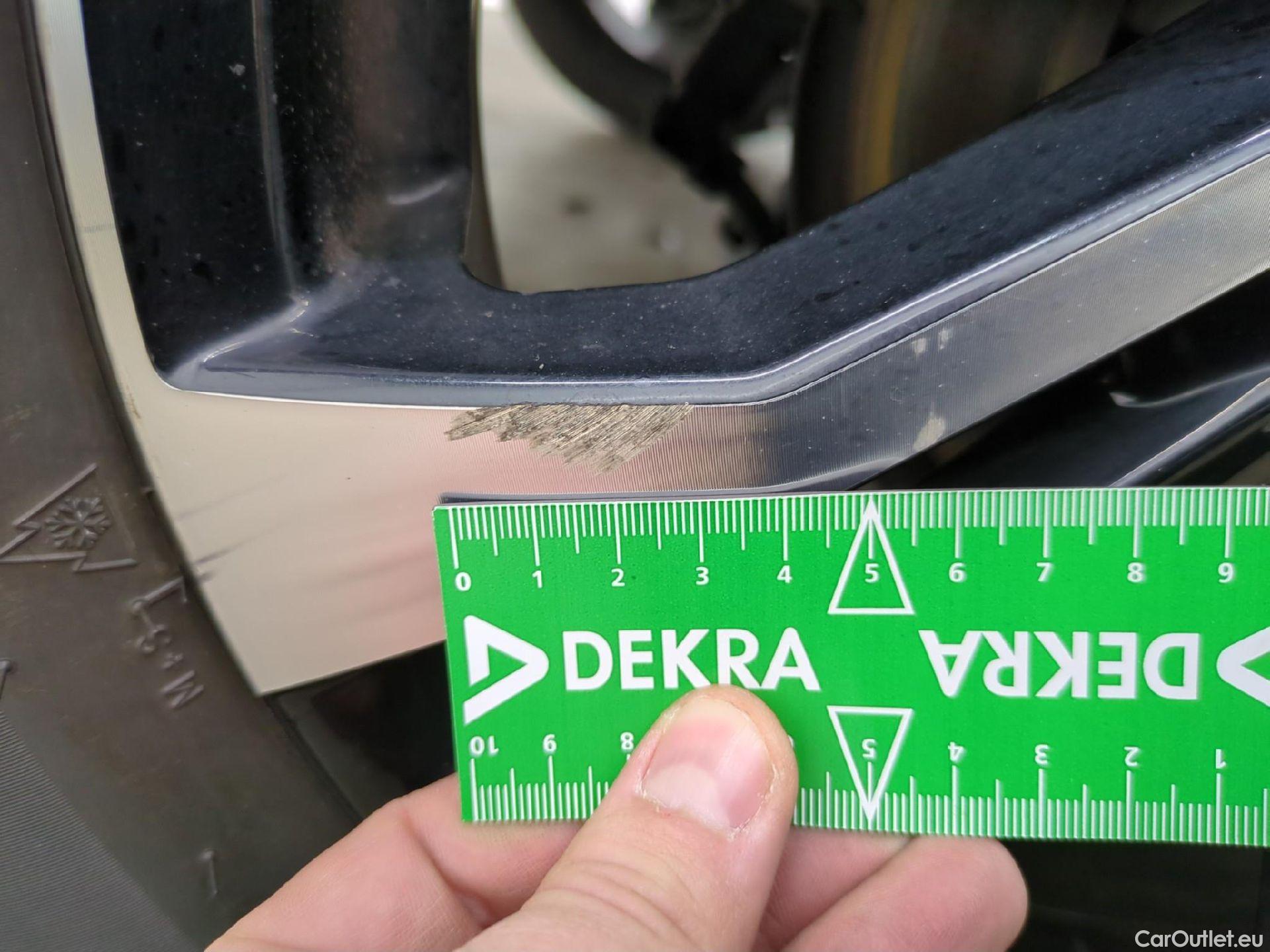  Peugeot  2008  Allure Pack 1.5 HDi 110CV BVM6 E6d #23