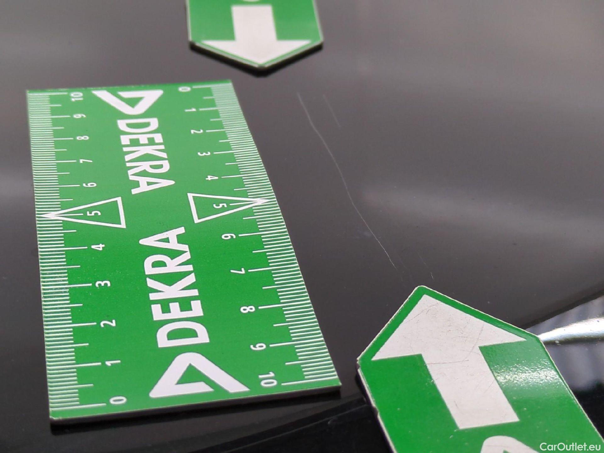  Peugeot  2008  Allure Pack 1.5 HDi 110CV BVM6 E6d #61