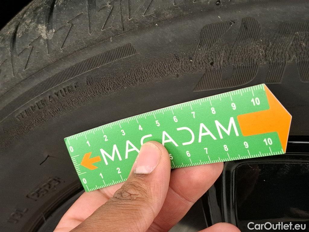  Mini  Countryman MINI  / 2020 / 5P / Crossover Cooper Essential 136 ch BVA7 #8