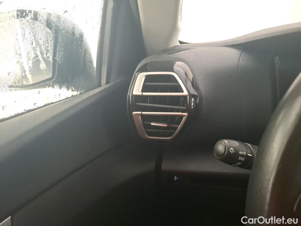  Citroen  C4 CITROEN  X / 2022 / 4P / Berline PureTech 130 S&S EAT8 Feel Pack #19