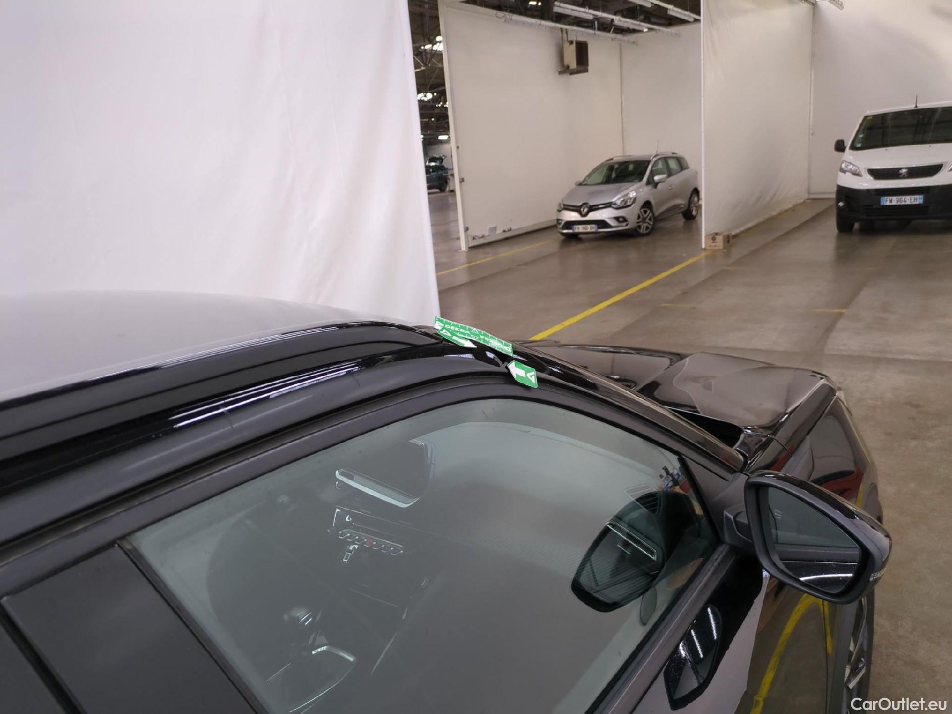  Peugeot  2008  Allure Pack 1.5 HDi 110CV BVM6 E6d #30