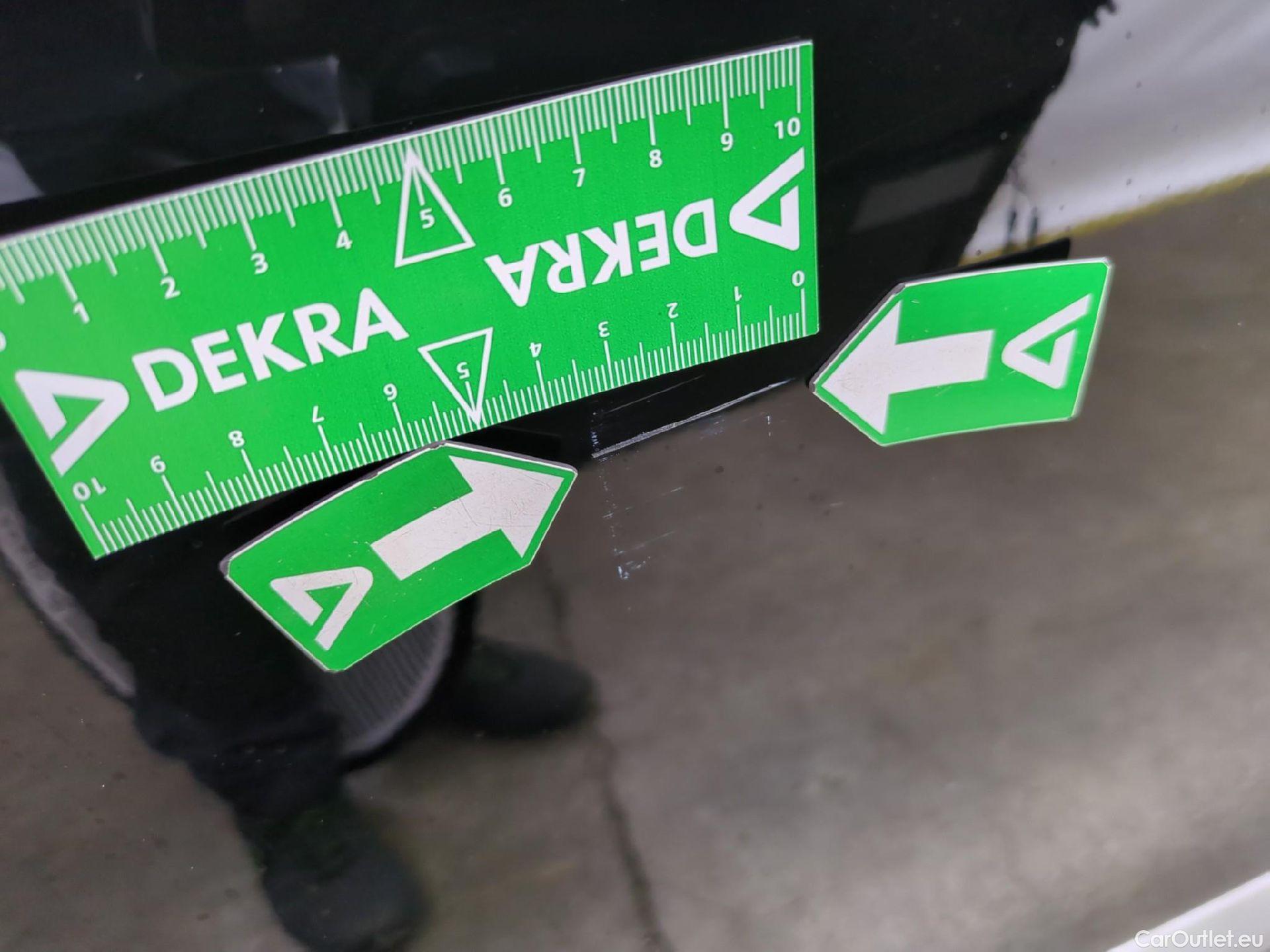  Peugeot  2008  Allure Pack 1.5 HDi 110CV BVM6 E6d #50