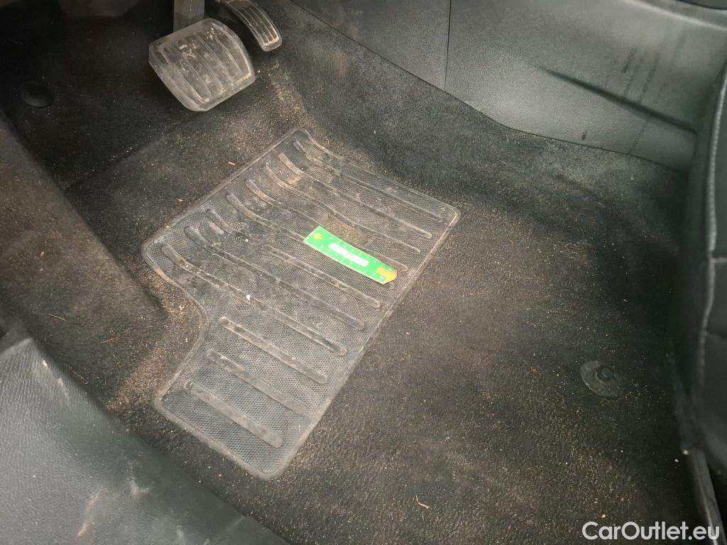  Citroen  C4 CITROEN  X / 2022 / 4P / Berline PureTech 130 S&S EAT8 Feel Pack #15