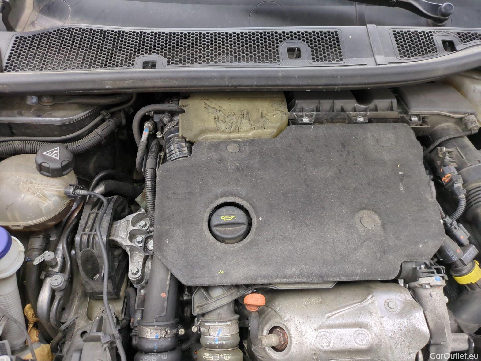  Peugeot  2008  Allure Pack 1.5 HDi 110CV BVM6 E6d #6