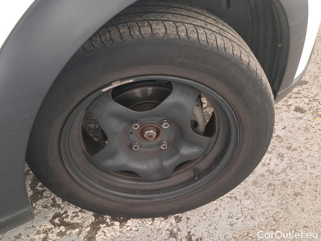  Citroen  C3 CITROEN  / 2020 / 5P / Berline PureTech 83 S&S BVM Feel Pack #17