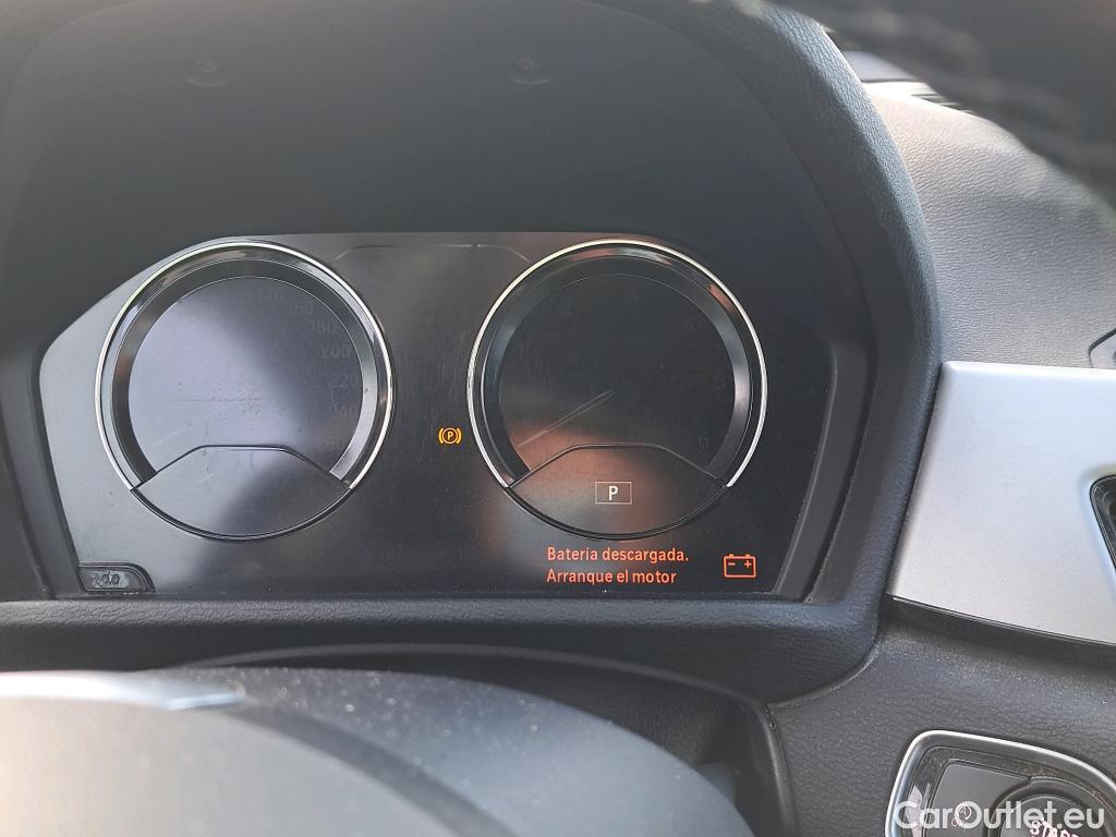  Bmw  X1 BMW  / 2019 / 5P / todoterreno sDrive16d Business #36