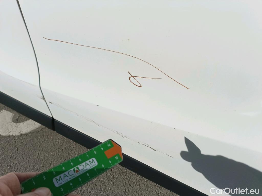  Citroen  DS3 DS DS 3 Crossback / 2018 / 5P / todoterreno PureTech 73 kW Manual PERFORMANCE LINE (AC) #12