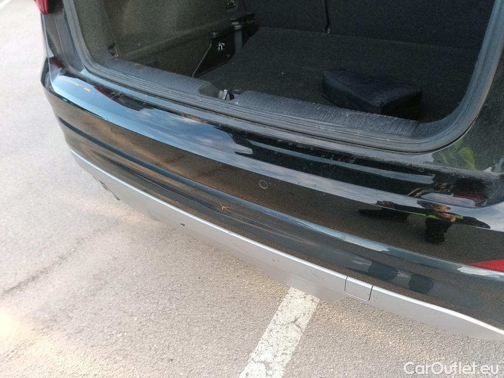  Audi  Q2 AUDI  / 2016 / 5P / todoterreno Design 35 TFSI 110kW (150CV) #9