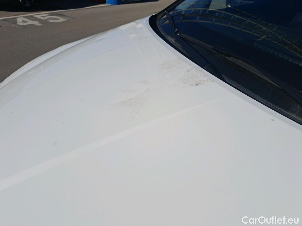  Hyundai  i20 HYUNDAI  / 2020 / 5P / berlina con portón 1.0 TGDI 74kW (100CV) 48V Essence #16