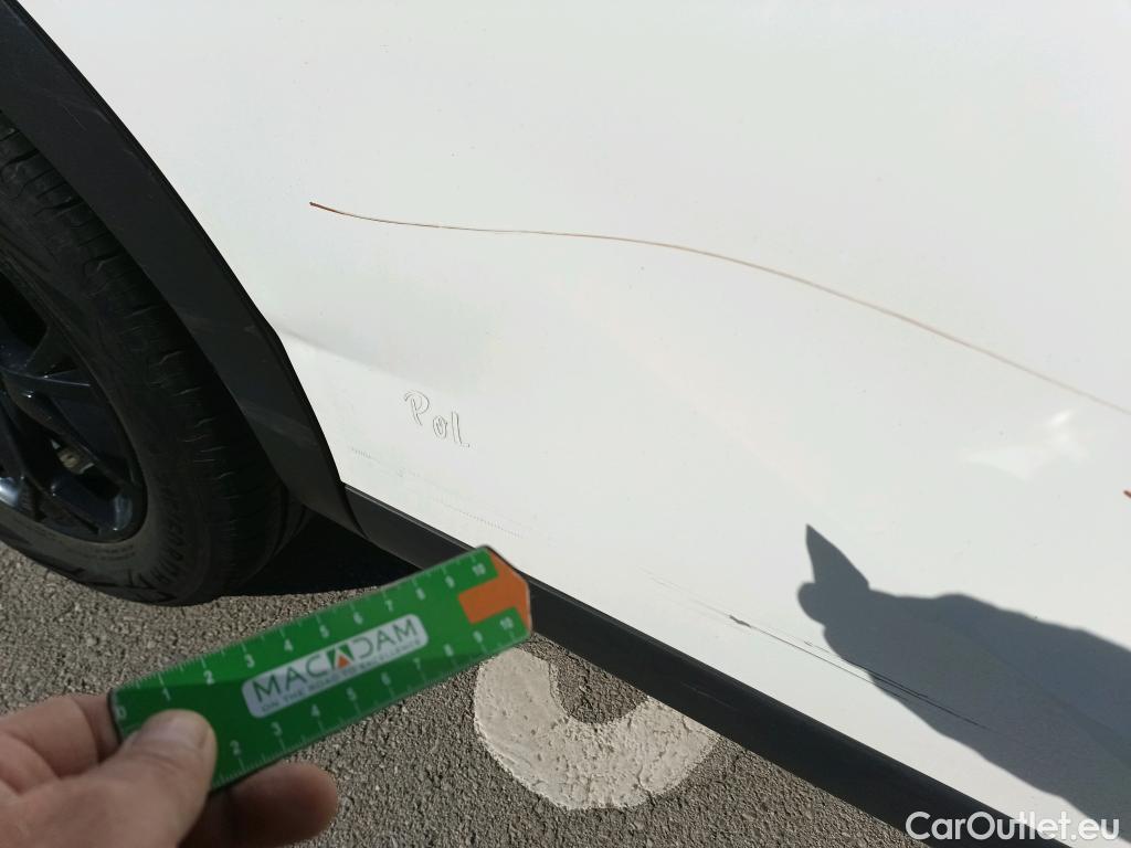  Citroen  DS3 DS DS 3 Crossback / 2018 / 5P / todoterreno PureTech 73 kW Manual PERFORMANCE LINE (AC) #4