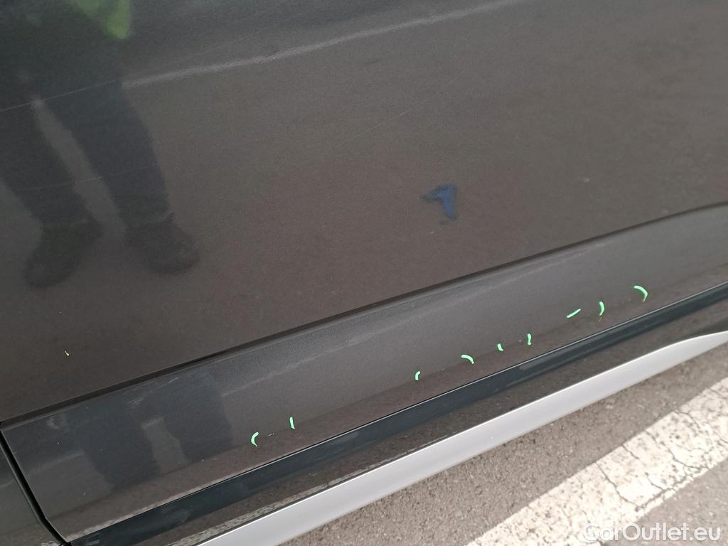  Audi  Q3 AUDI  Sportback / 2019 / 5P / todoterreno 40 TDI 140kW S tronic Quattro S Line #4