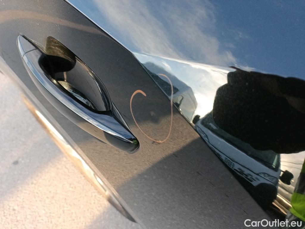  Audi  Q2 AUDI  / 2016 / 5P / todoterreno Design 35 TFSI 110kW (150CV) #18