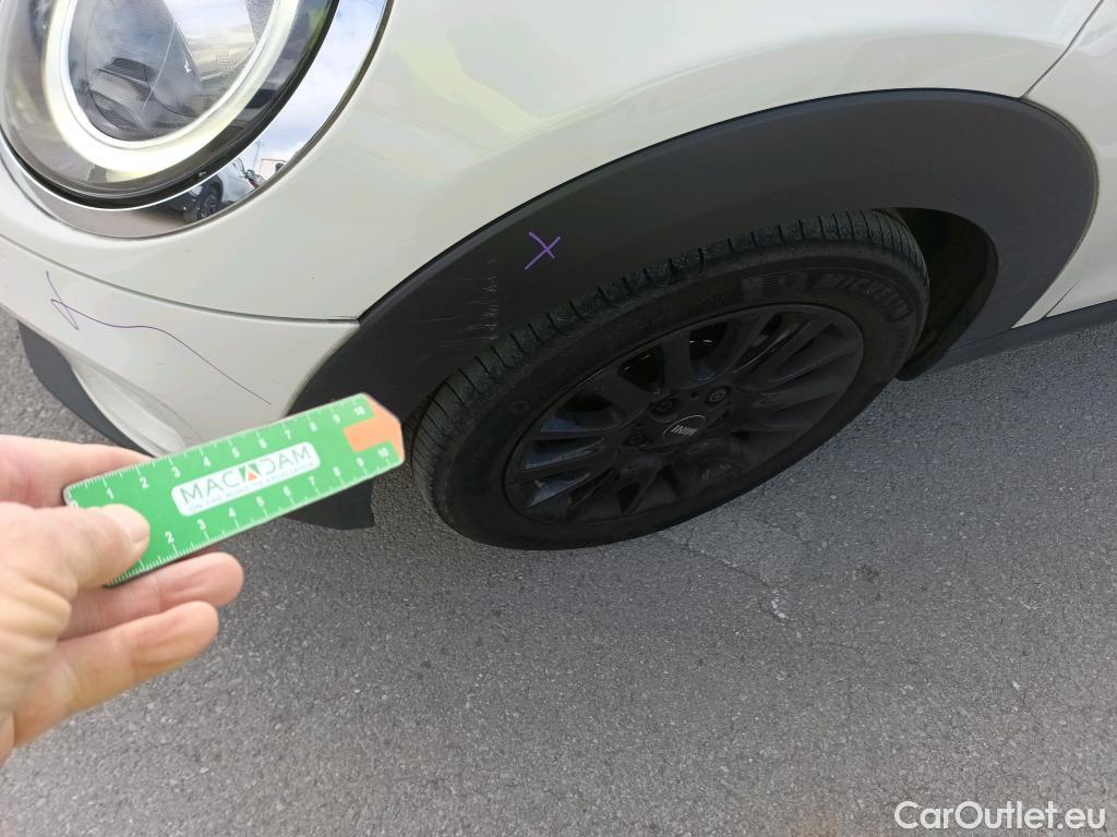  Mini  Cooper MINI MINI / 2014 / 5P / berlina con portón ONE 5 PUERTAS (CX) #23