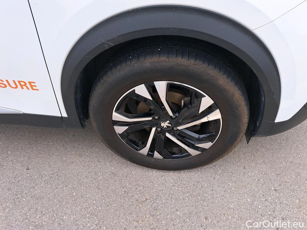  Peugeot  2008 PEUGEOT  / 2019 / 5P / todoterreno Allure BlueHDI 81kW (110CV) #1