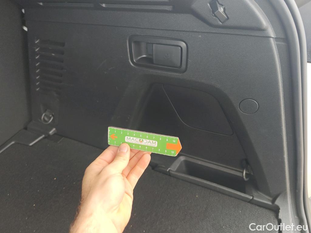  Peugeot  3008 PEUGEOT  / 2020 / 5P / todoterreno 1.5 BlueHDi 96kW (130CV) S&S Active Pack (AC4) #22