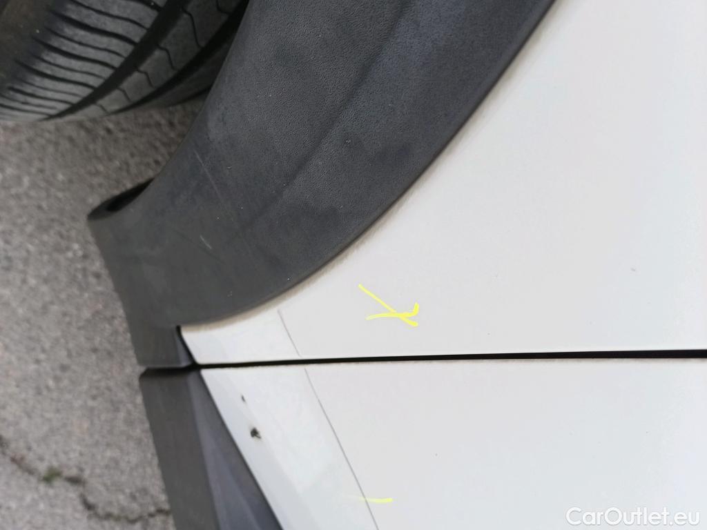  Peugeot  3008 PEUGEOT  / 2020 / 5P / todoterreno 1.5 BlueHDi 96kW (130CV) S&S Active Pack (AC4) #15