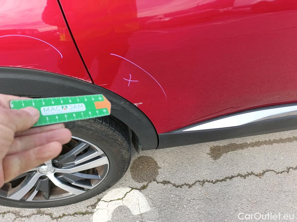  Peugeot  5008 PEUGEOT  / 2020 / 5P / todoterreno 1.5 BlueHDi 96kW S&S Allure Pack EAT8 #11