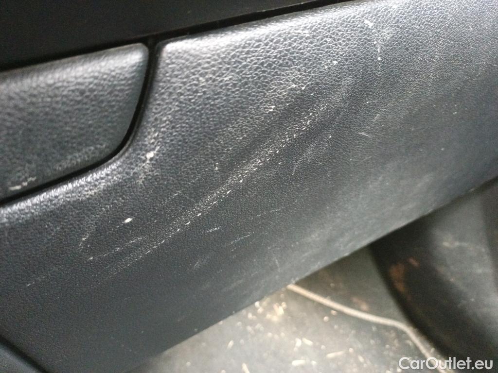  KIA  Niro KIA  / 2019 / 5P / crossover 1.6 GDi PHEV 104kW (141CV) Drive #15