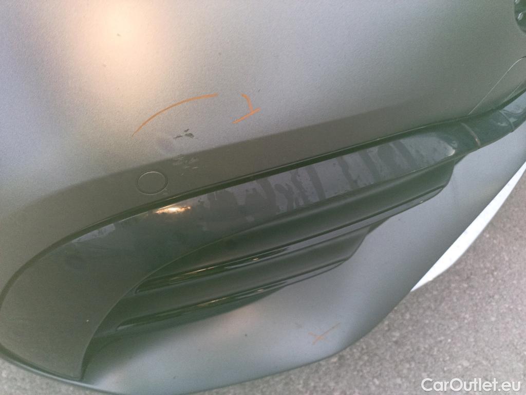  Mercedes  GLA MERCEDES-BENZ  / 2020 / 5P / todoterreno  200 D #4