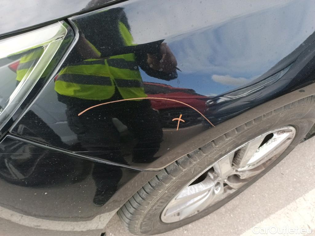  Peugeot  308 PEUGEOT  / 2017 / 5P / familiar W Active Pack BlueHDi 100 S&S #20