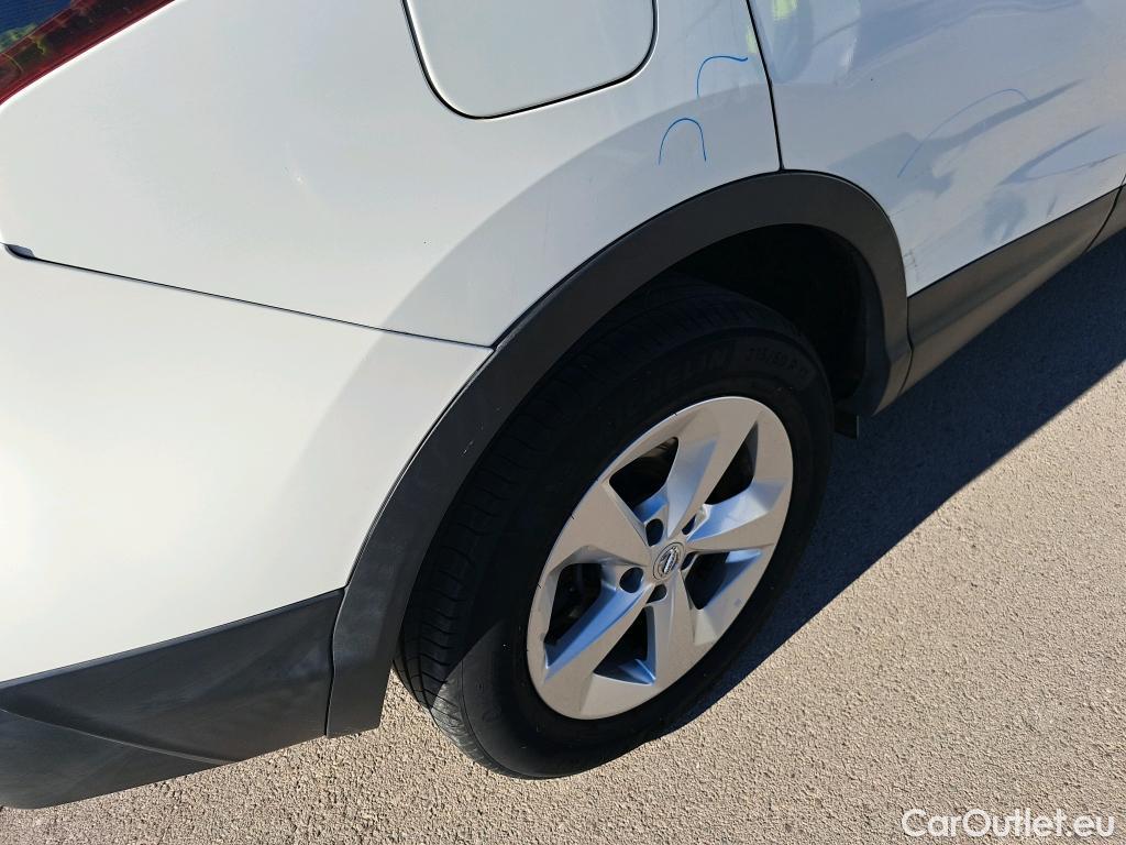  Nissan  Qashqai NISSAN  5p 2G berlina con portón dCi 81 kW (110 CV) ACENTA #30