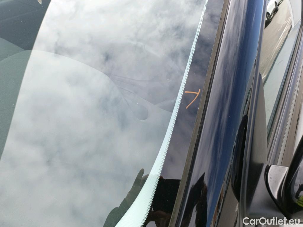  Peugeot  308 PEUGEOT  / 2017 / 5P / familiar W Active Pack BlueHDi 100 S&S #45