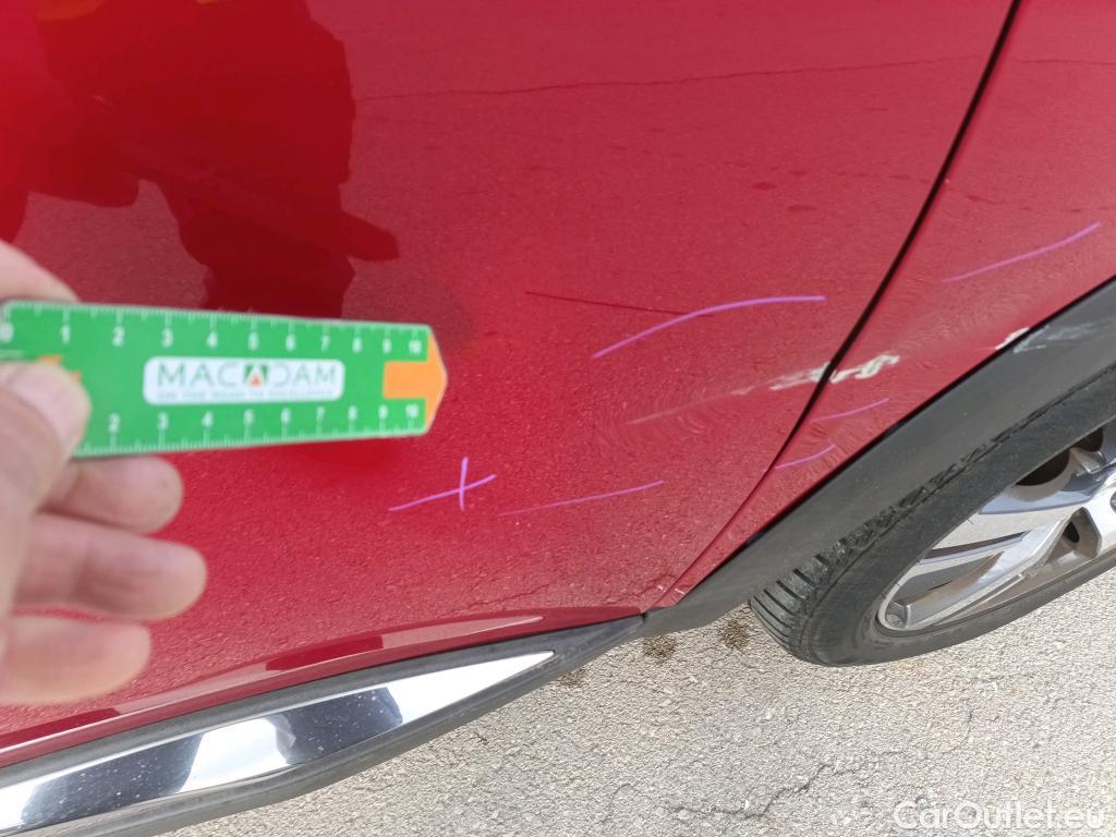  Peugeot  5008 PEUGEOT  / 2020 / 5P / todoterreno 1.5 BlueHDi 96kW S&S Allure Pack EAT8 #4