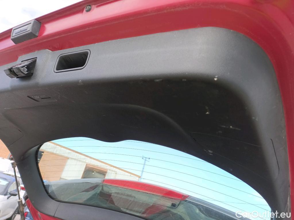  KIA  Niro KIA  / 2019 / 5P / crossover 1.6 GDi PHEV 104kW (141CV) Drive #10