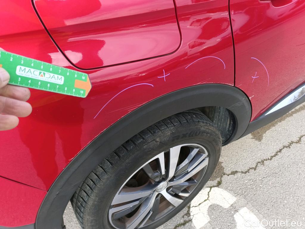  Peugeot  5008 PEUGEOT  / 2020 / 5P / todoterreno 1.5 BlueHDi 96kW S&S Allure Pack EAT8 #13