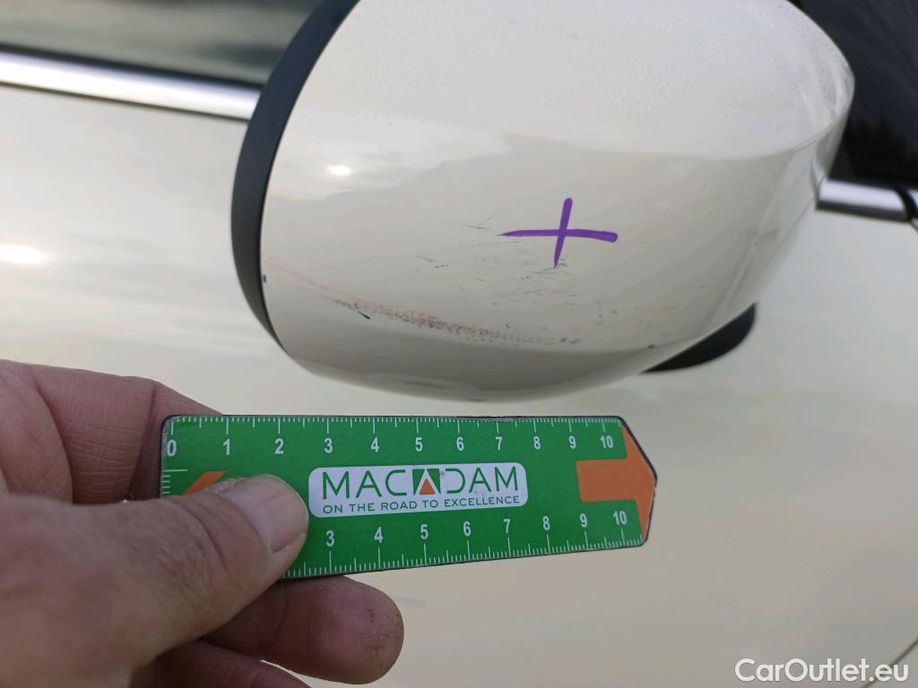  Mini  Cooper MINI MINI / 2014 / 5P / berlina con portón ONE 5 PUERTAS (CX) #22