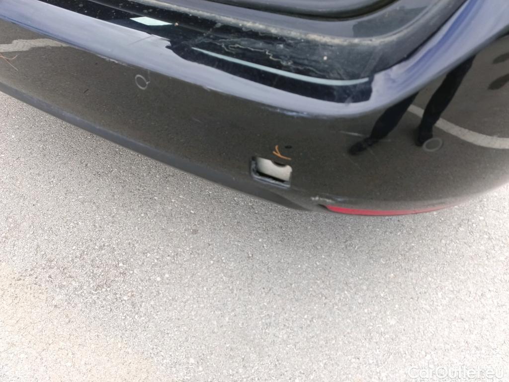  Peugeot  308 PEUGEOT  / 2017 / 5P / familiar W Active Pack BlueHDi 100 S&S #47