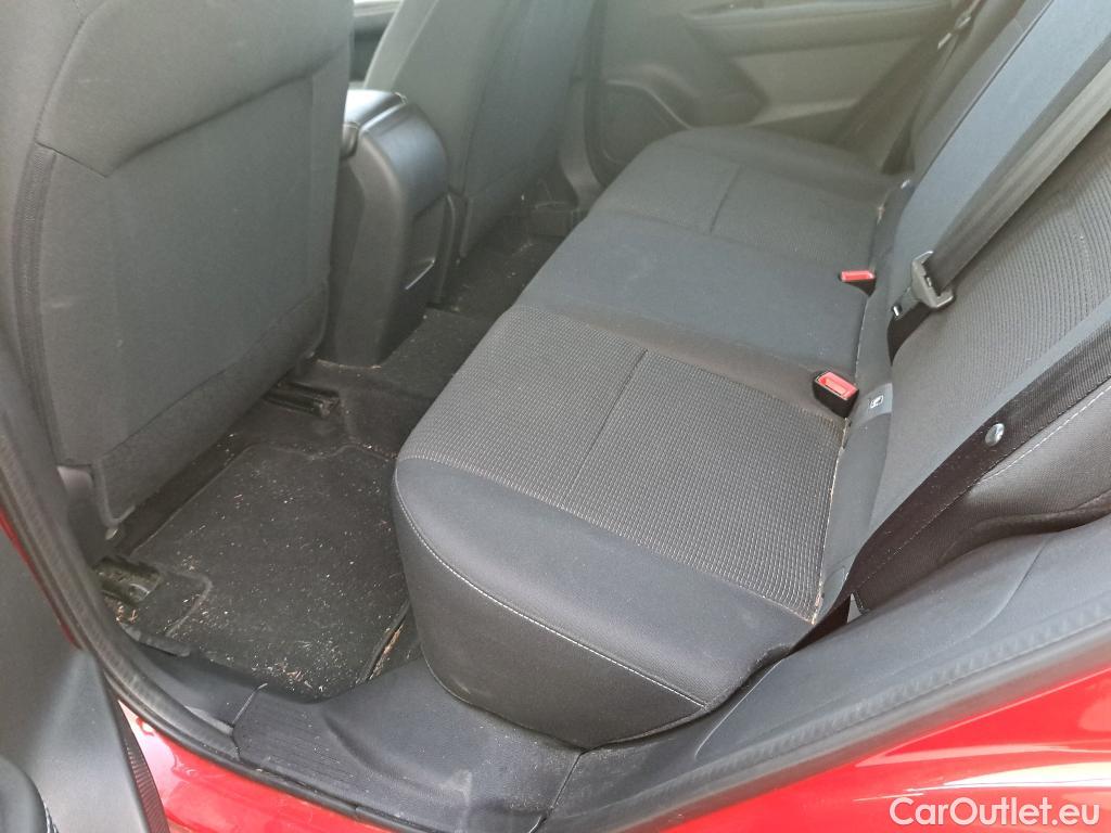  Nissan  Qashqai NISSAN  / 2021 / 5P / todoterreno DIG-T 103kW (140CV) mHEV 4x2 Visia #4