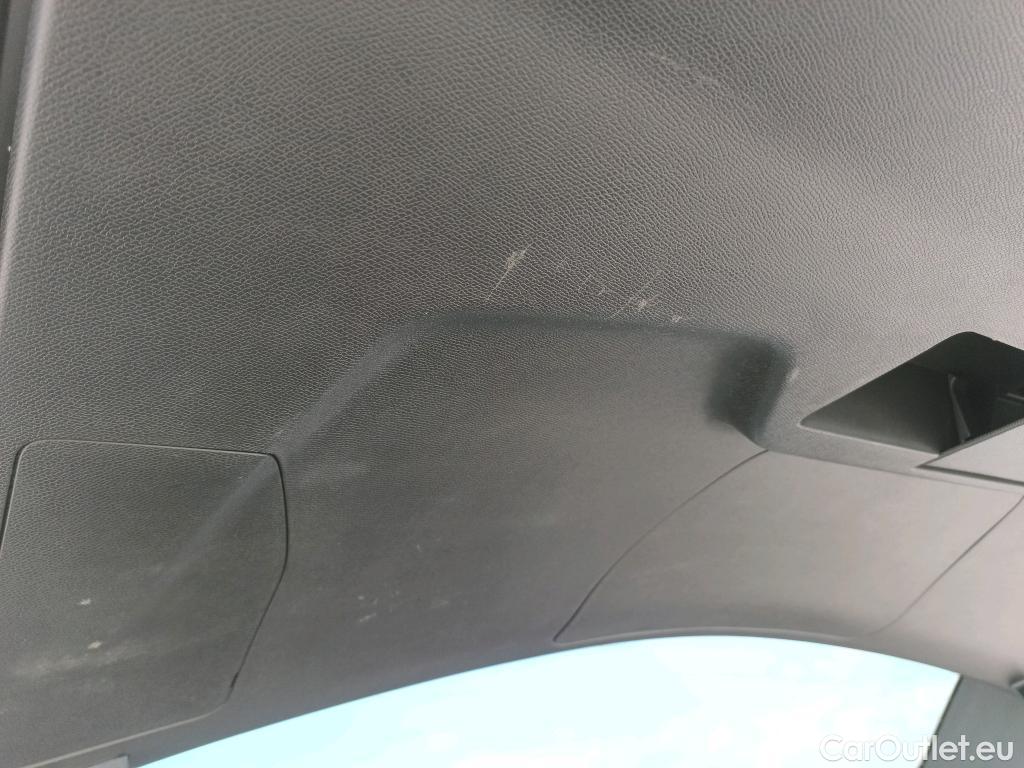  Peugeot  3008 PEUGEOT  Hybrid / 2020 / 5P / todoterreno 225 e-EAT8 Allure (AC2) #27